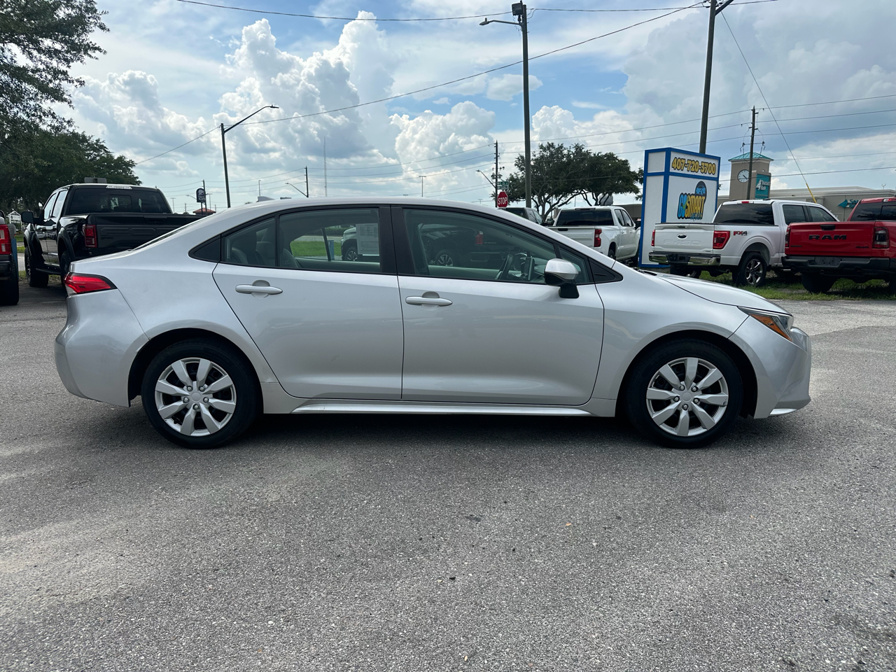 Toyota Corolla LE CVT (Natl) 2021