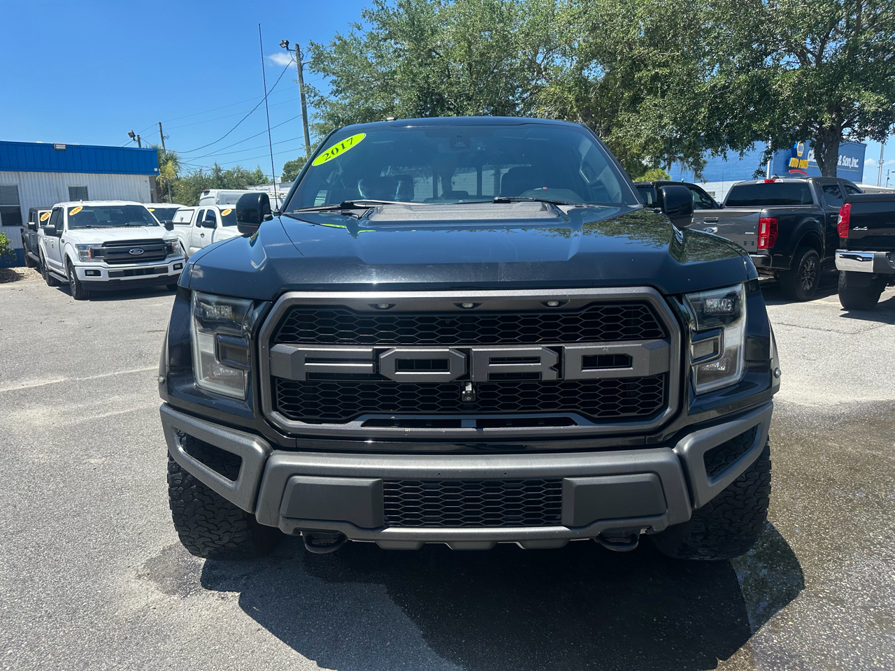 Ford F-150 Raptor 4WD SuperCrew 5.5' Box 2017