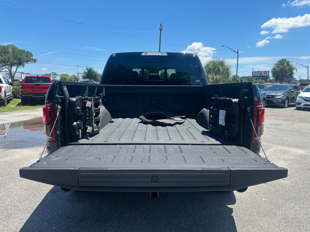 Ford F-150 Raptor 4WD SuperCrew 5.5' Box 2017