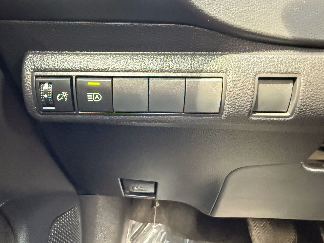 Toyota Corolla LE CVT (Natl) 2022