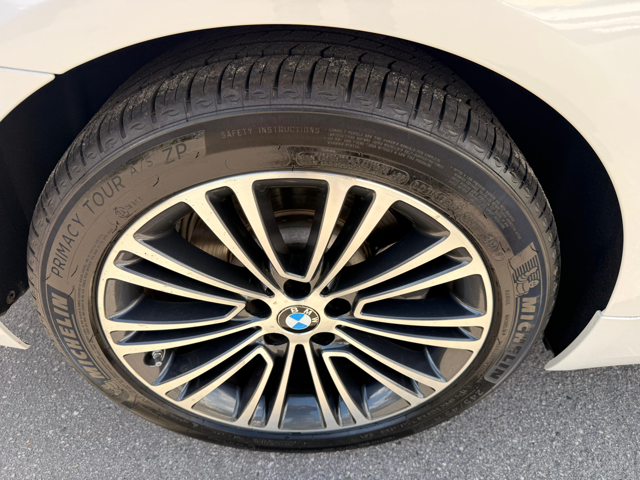 BMW 5 Series 540i Sedan 2019