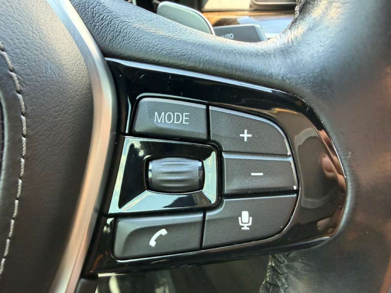 BMW 5 Series 540i Sedan 2019