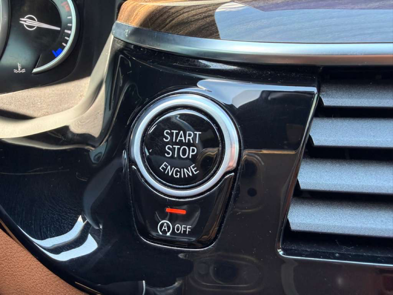 BMW 5 Series 540i Sedan 2019