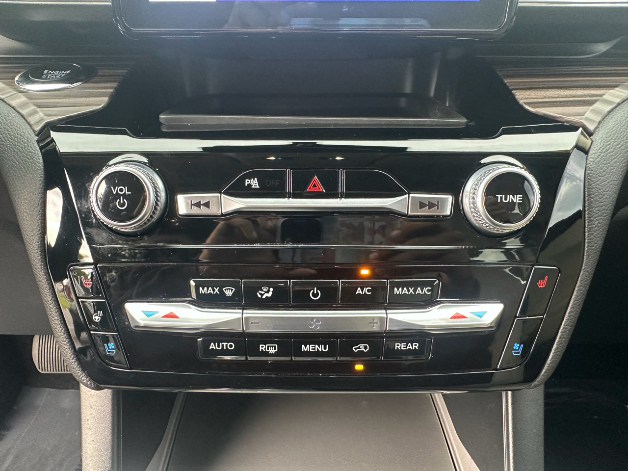 Ford Explorer Limited 4WD 2024