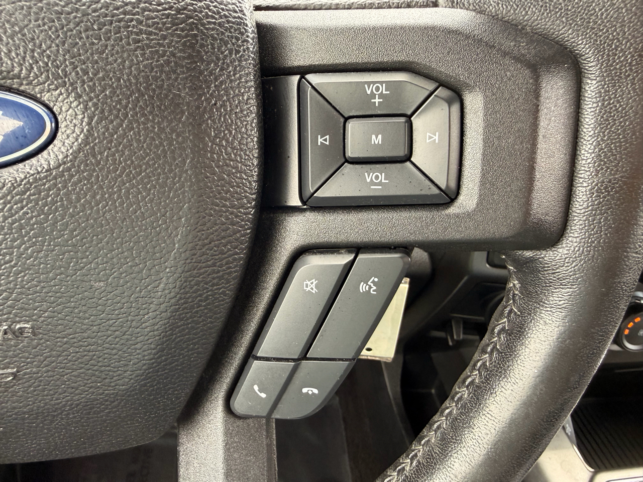 Ford F-150 XLT 2WD SuperCrew 5.5' Box 2018