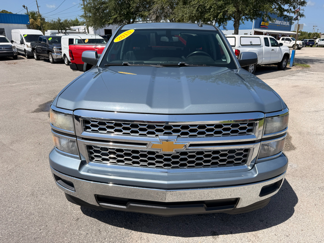 Chevrolet Silverado 1500 2WD Crew Cab 143.5" LT w/1LT 2015