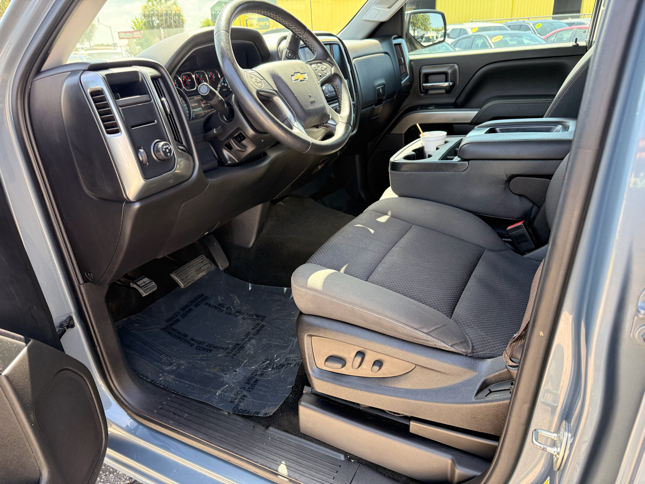 Chevrolet Silverado 1500 2WD Crew Cab 143.5" LT w/1LT 2015