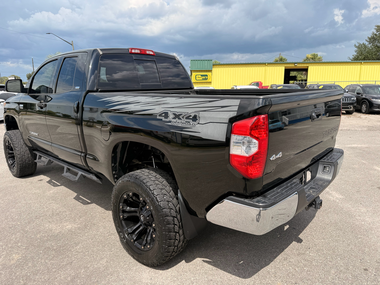 Toyota Tundra 4WD SR5 Double Cab 6.5' Bed 5.7L (Natl) 2018