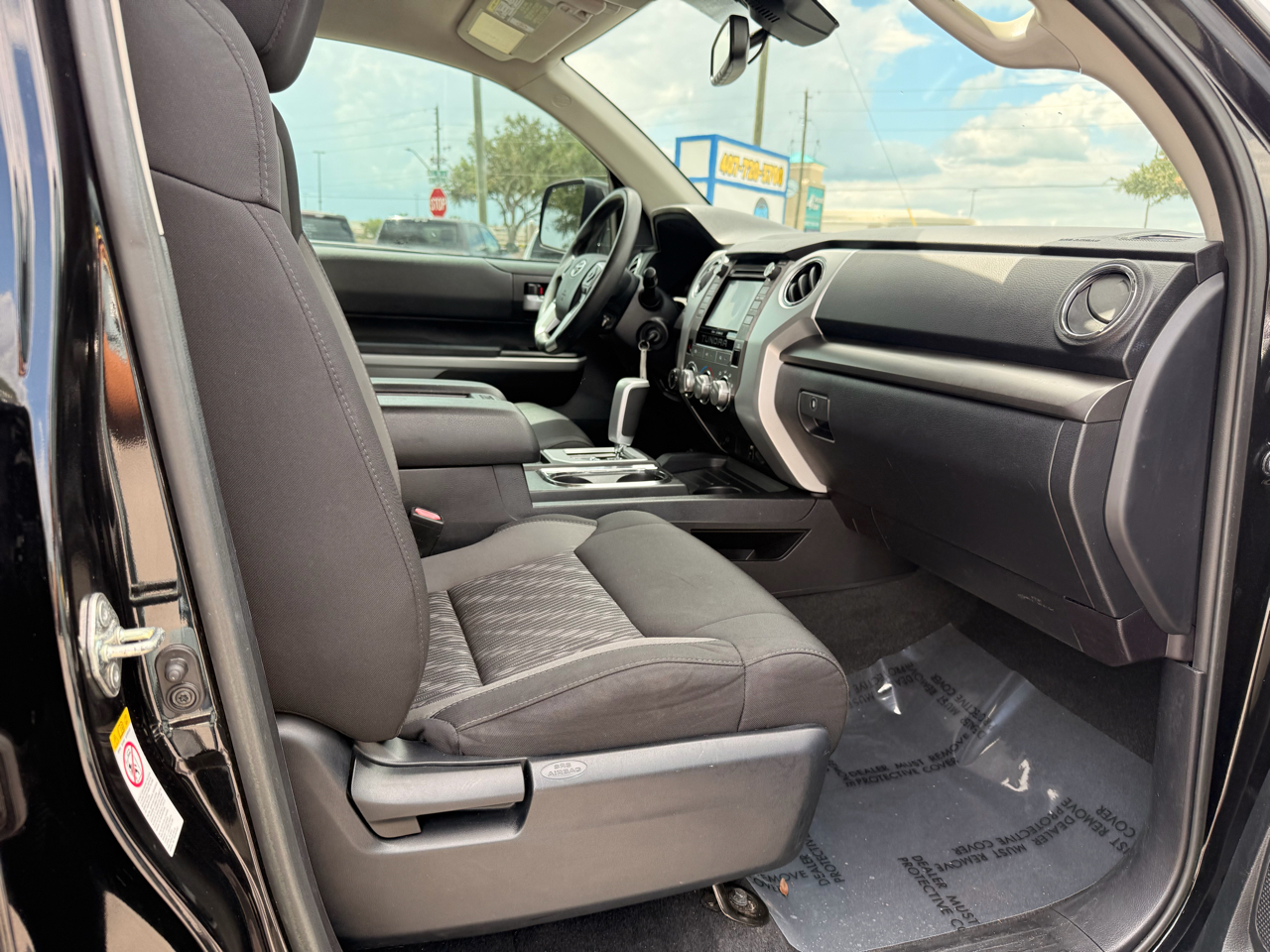 Toyota Tundra 4WD SR5 Double Cab 6.5' Bed 5.7L (Natl) 2018