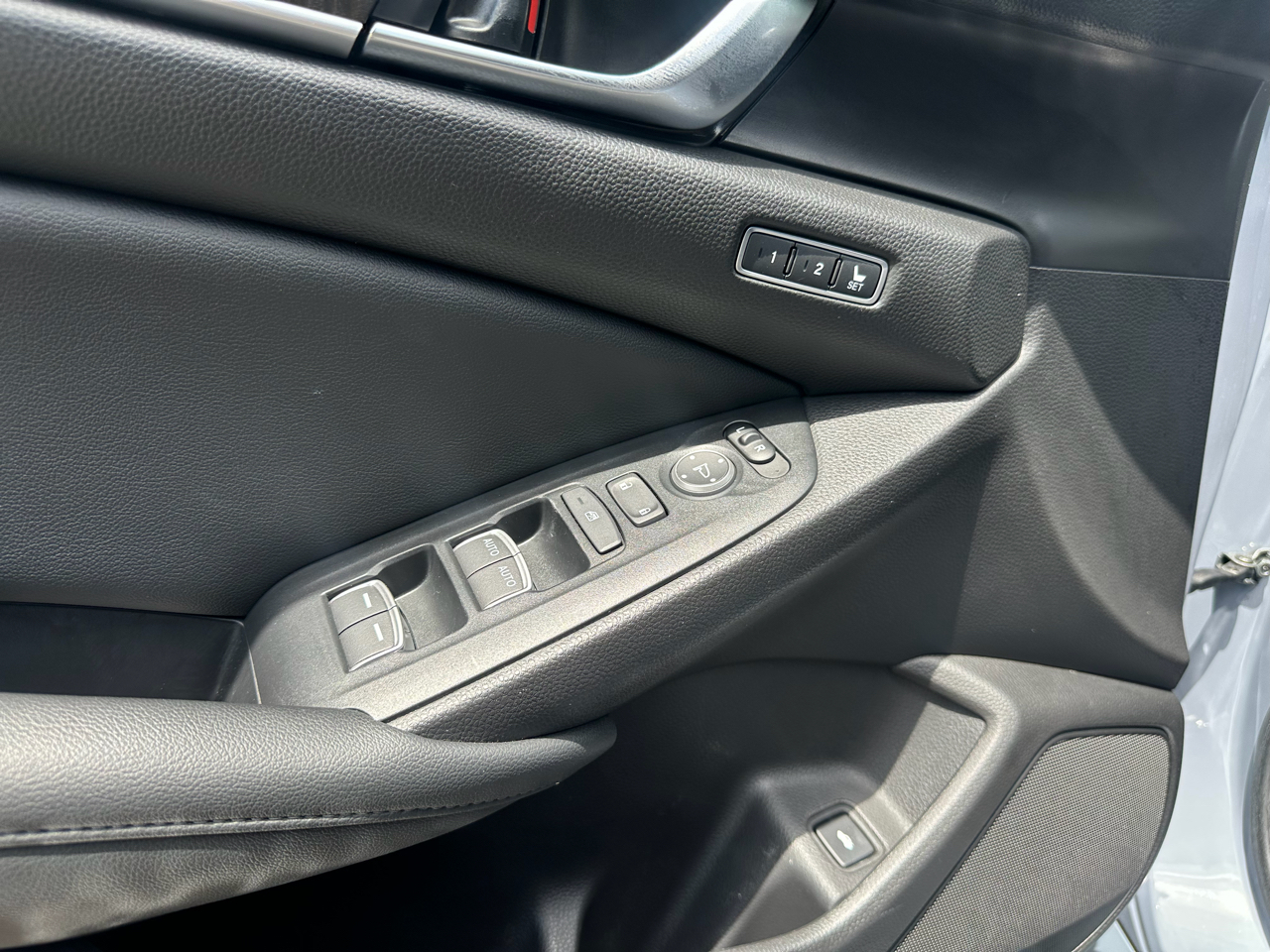Honda Accord Hybrid Touring Sedan 2022
