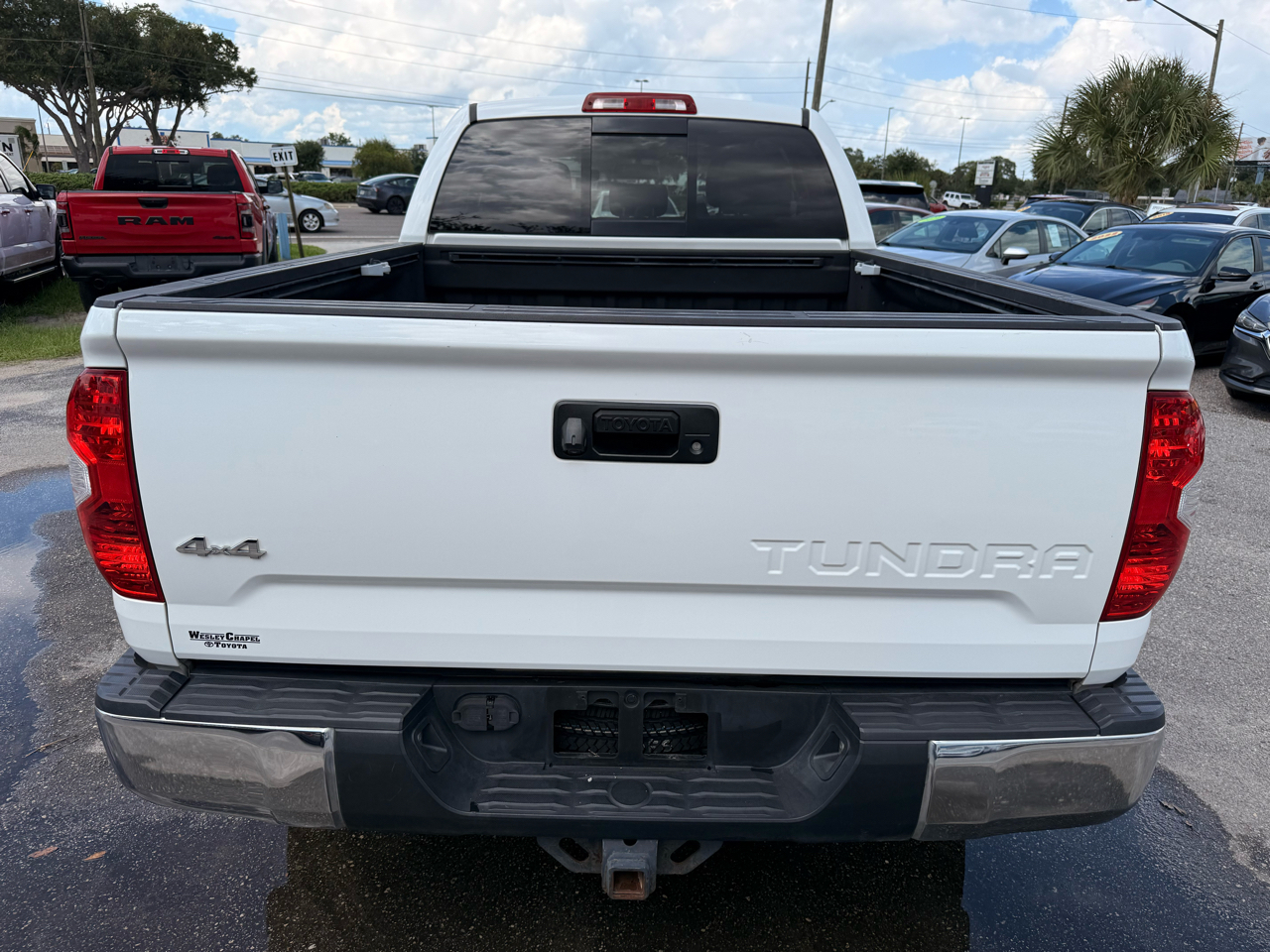 Toyota Tundra 4WD Truck Double Cab 5.7L FFV V8 6-Spd AT TRD Pro (Natl) 2016