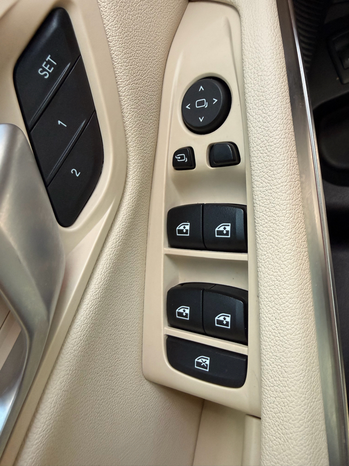 BMW 3 Series 330i Sedan North America 2021