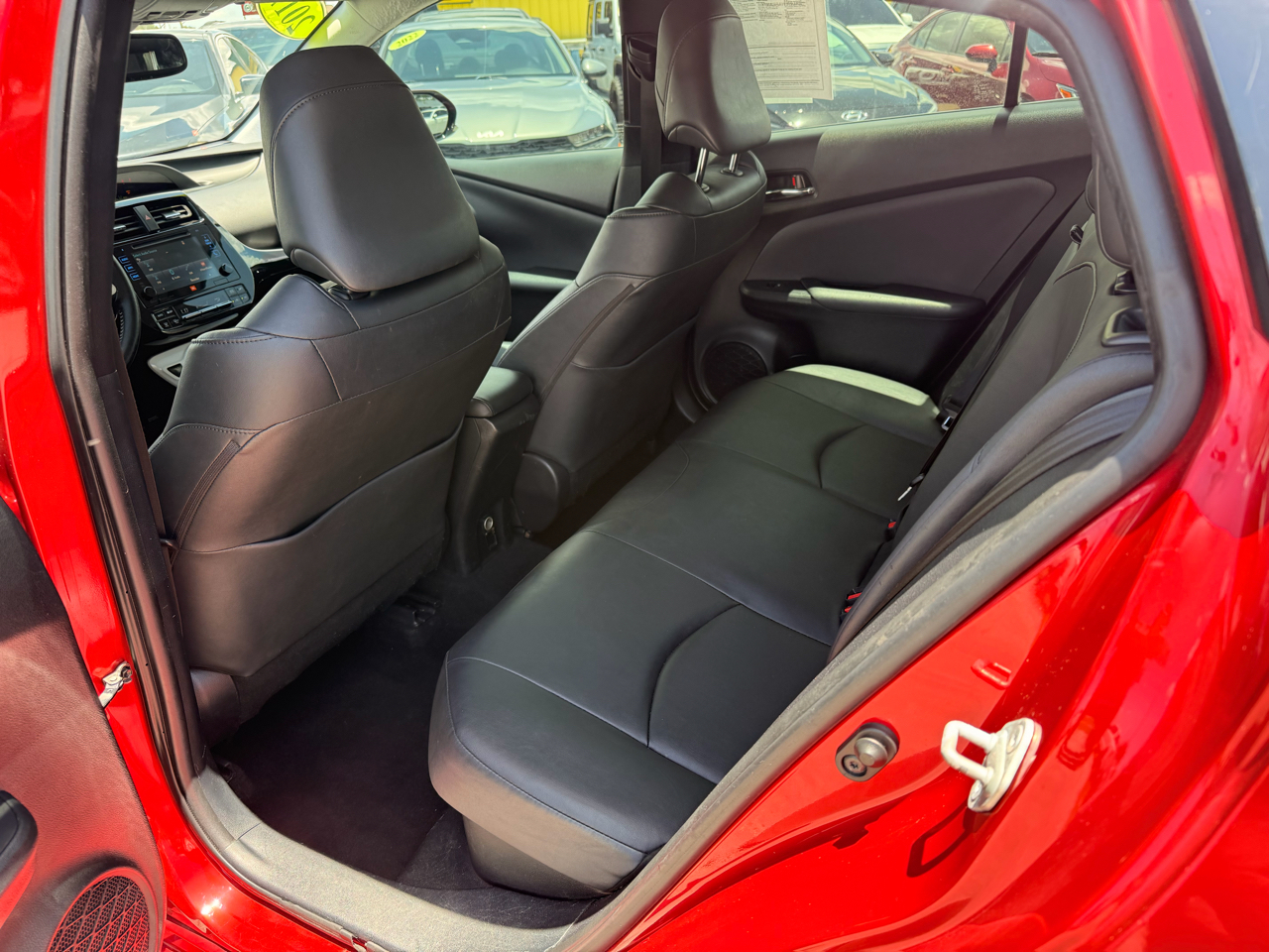 Toyota Prius Three Touring (Natl) 2017