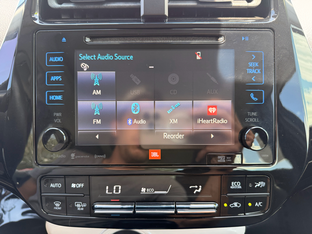 Toyota Prius Three Touring (Natl) 2017