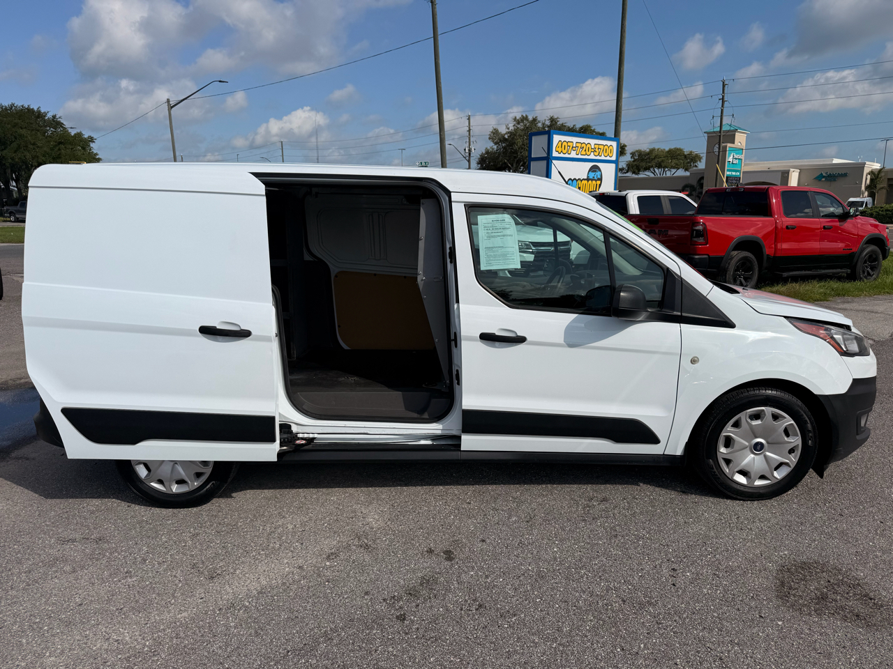 Ford Transit Connect Van XL LWB w/Rear Symmetrical Doors 2022