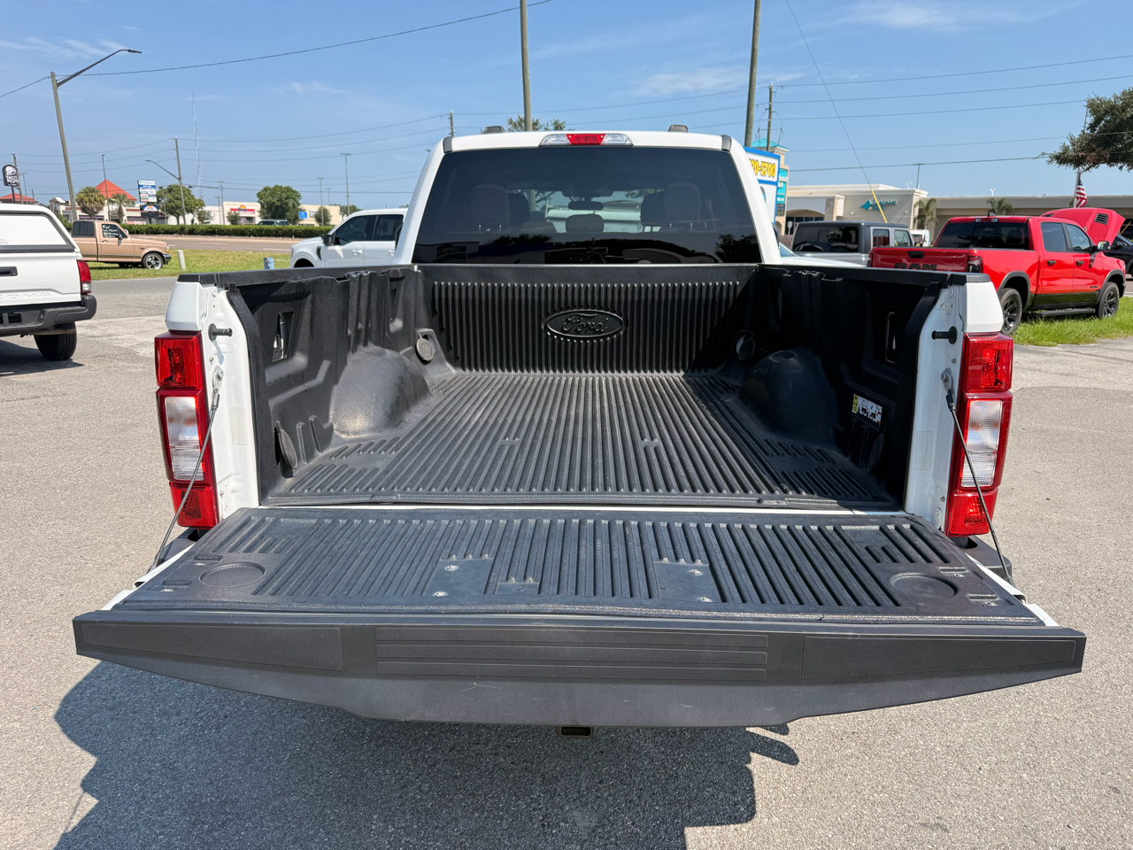 Ford Super Duty F-250 SRW XLT 4WD Crew Cab 8' Box 2021