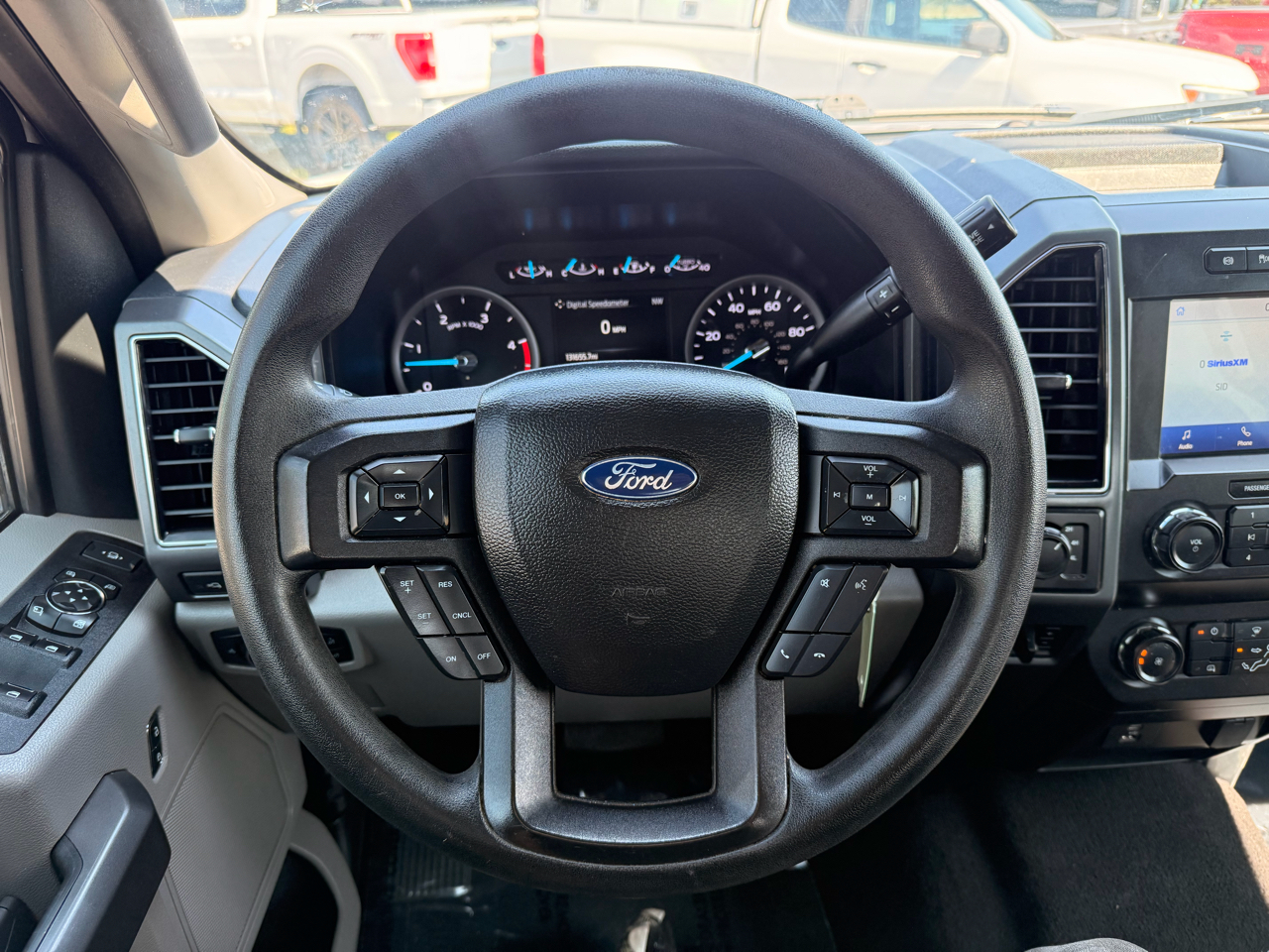 Ford Super Duty F-250 SRW XLT 4WD Crew Cab 8' Box 2021