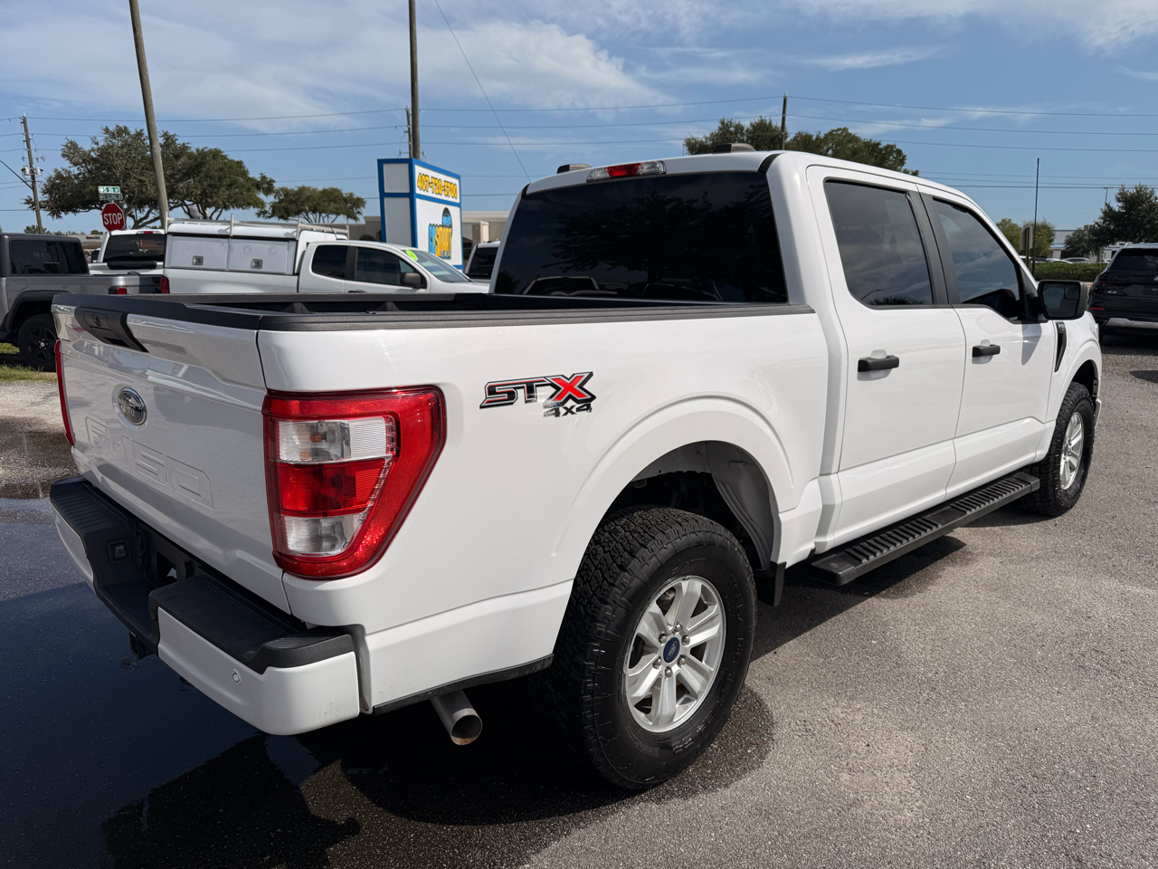 Ford F-150 XL 4WD SuperCrew 6.5' Box 2022