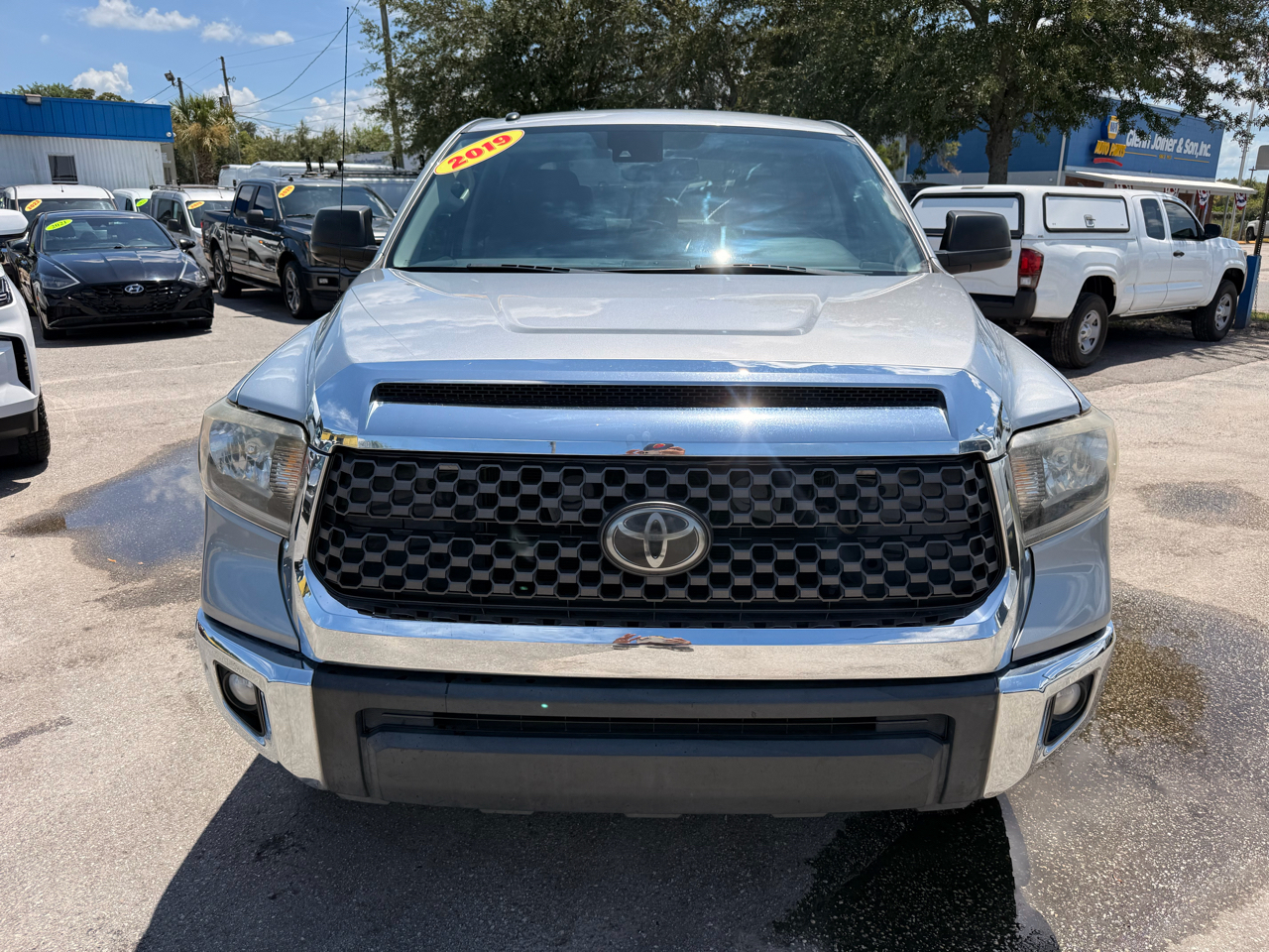 Toyota Tundra 2WD SR5 CrewMax 5.5' Bed 5.7L (Natl) 2019