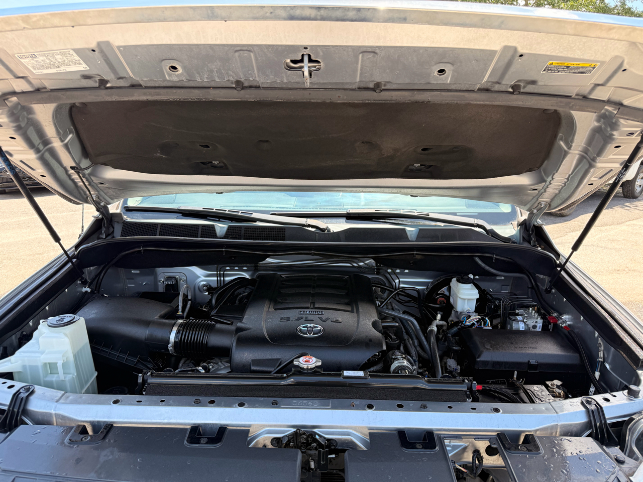 Toyota Tundra 2WD SR5 CrewMax 5.5' Bed 5.7L (Natl) 2019