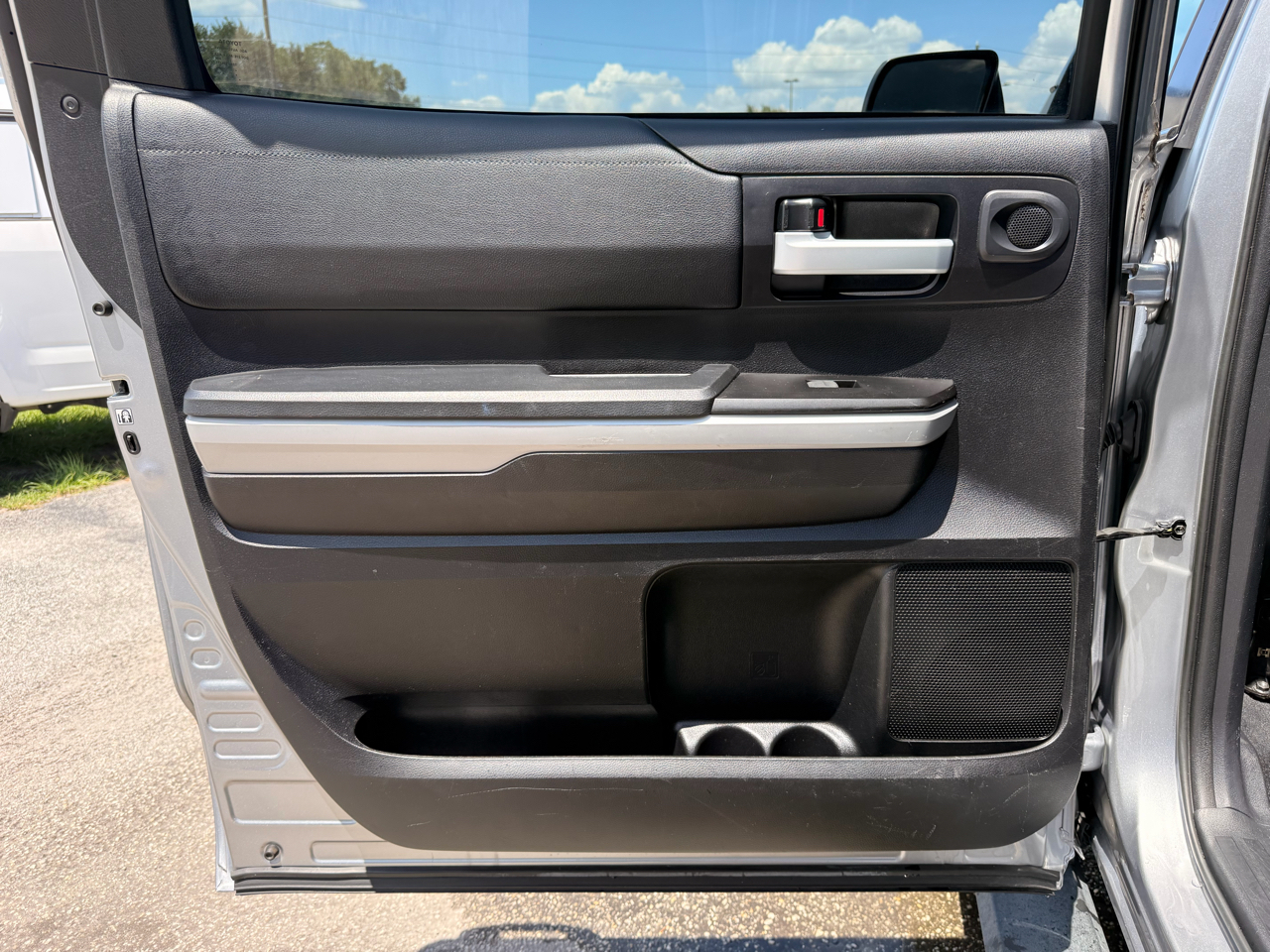 Toyota Tundra 2WD SR5 CrewMax 5.5' Bed 5.7L (Natl) 2019