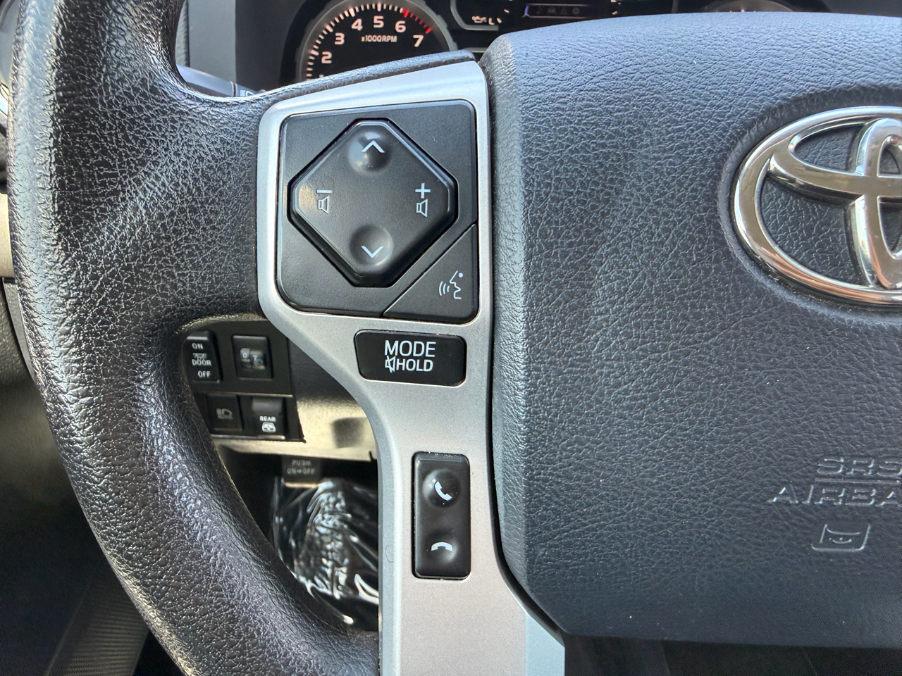 Toyota Tundra 2WD SR5 CrewMax 5.5' Bed 5.7L (Natl) 2019