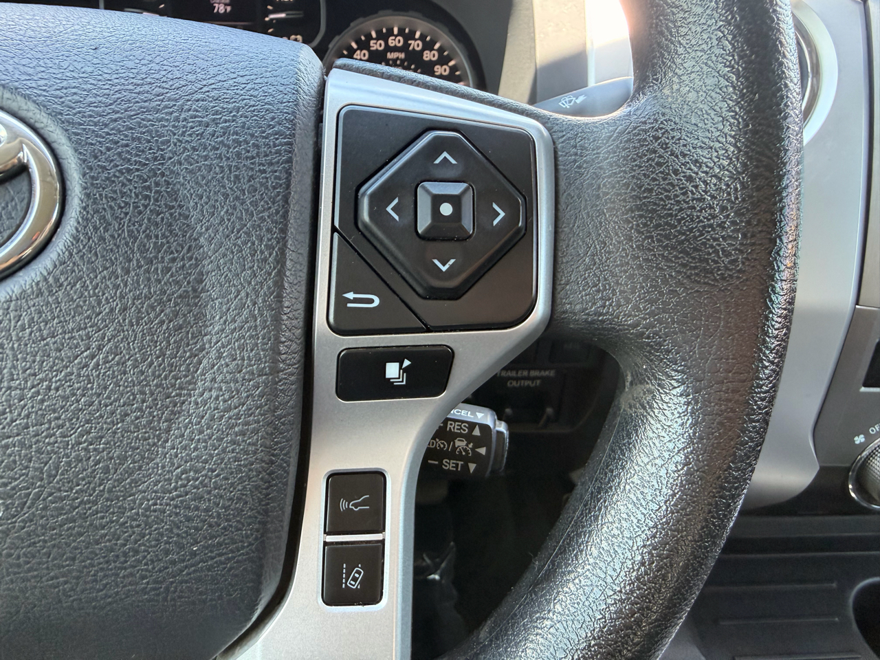 Toyota Tundra 2WD SR5 CrewMax 5.5' Bed 5.7L (Natl) 2019