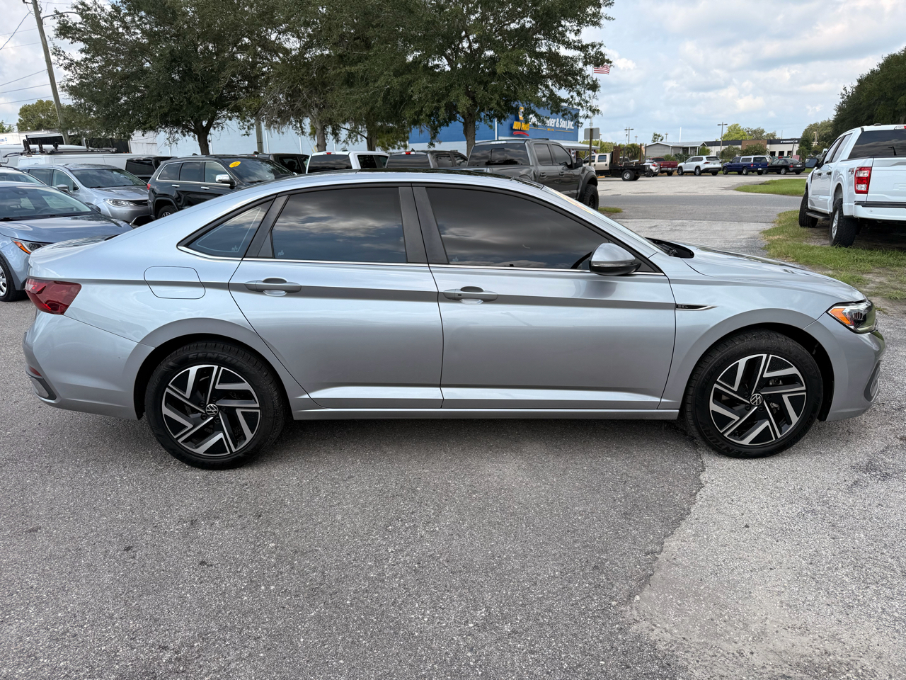 Volkswagen Jetta SEL Auto 2022