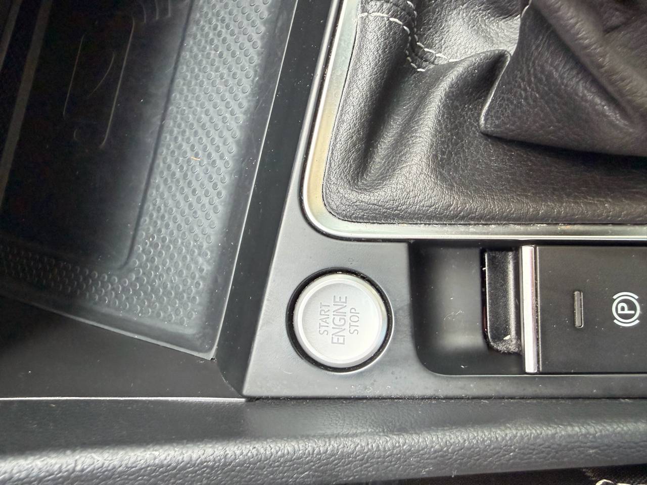 Volkswagen Jetta SEL Auto 2022