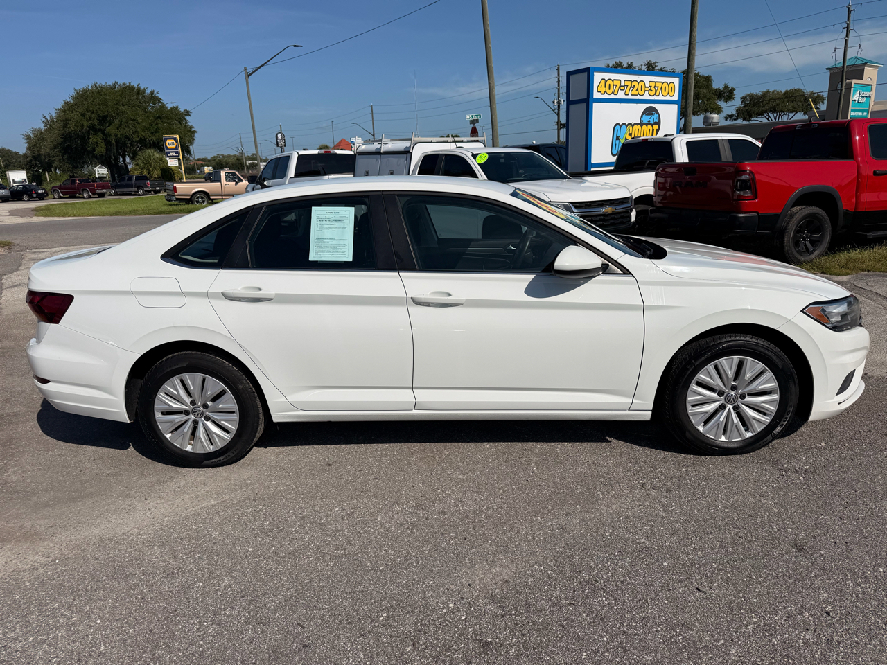 Volkswagen Jetta SE 4D Sedan 2019
