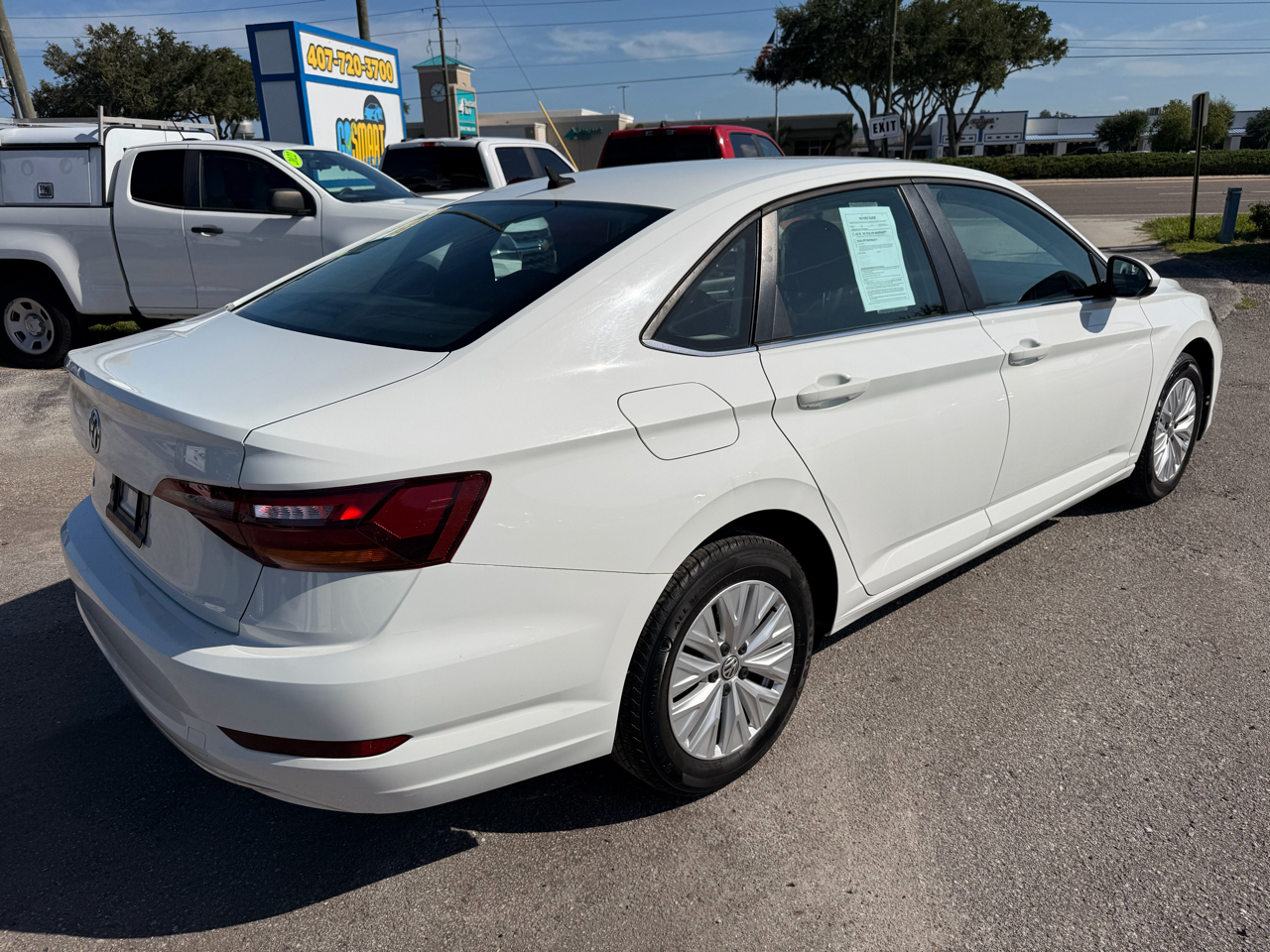Volkswagen Jetta SE 4D Sedan 2019