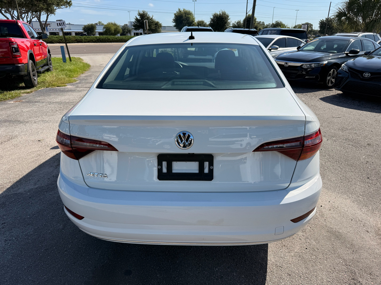 Volkswagen Jetta SE 4D Sedan 2019