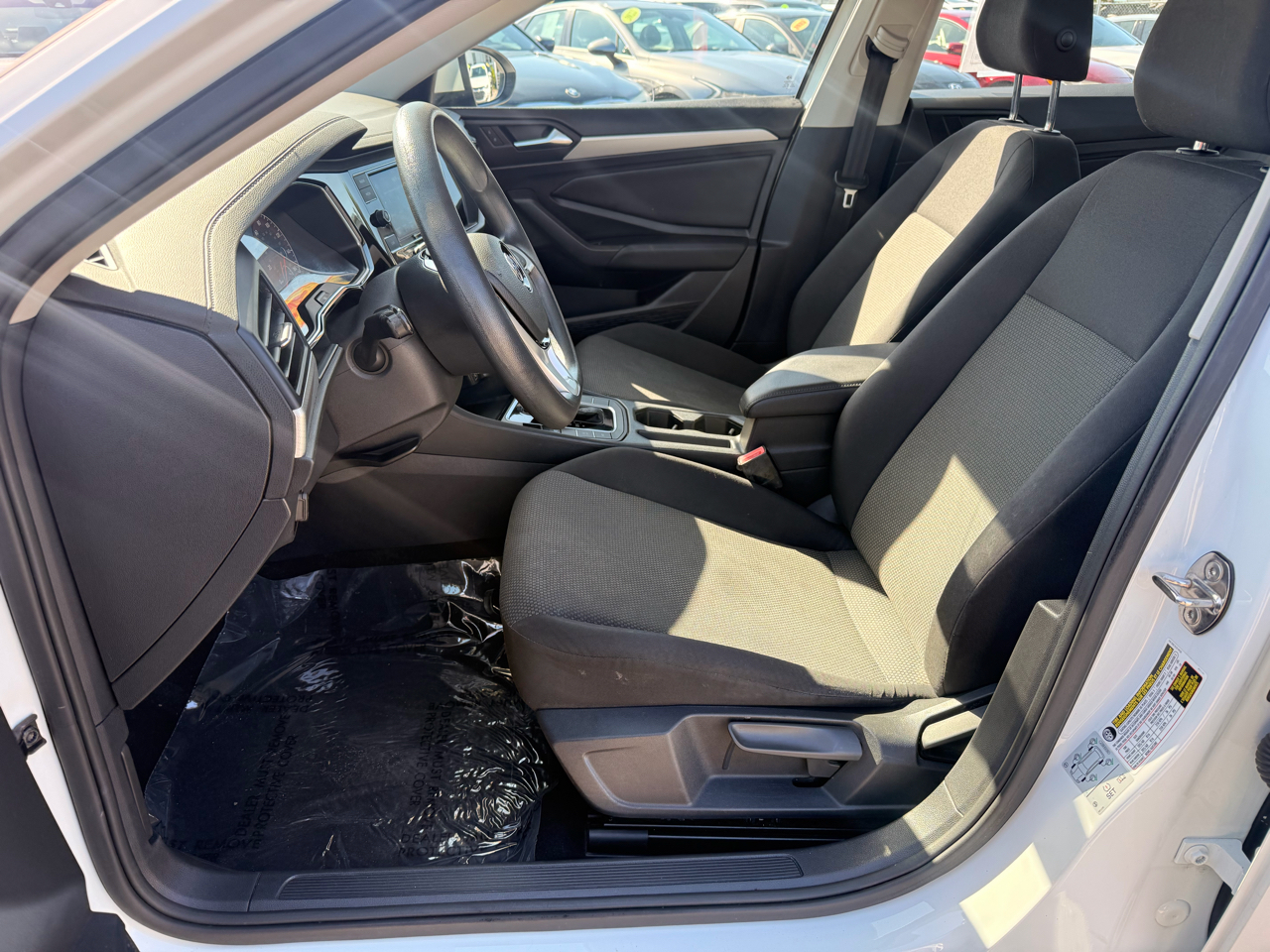 Volkswagen Jetta SE 4D Sedan 2019