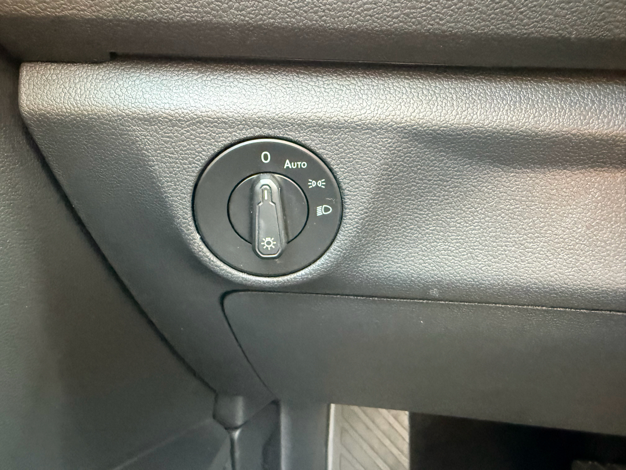 Volkswagen Jetta SE 4D Sedan 2019