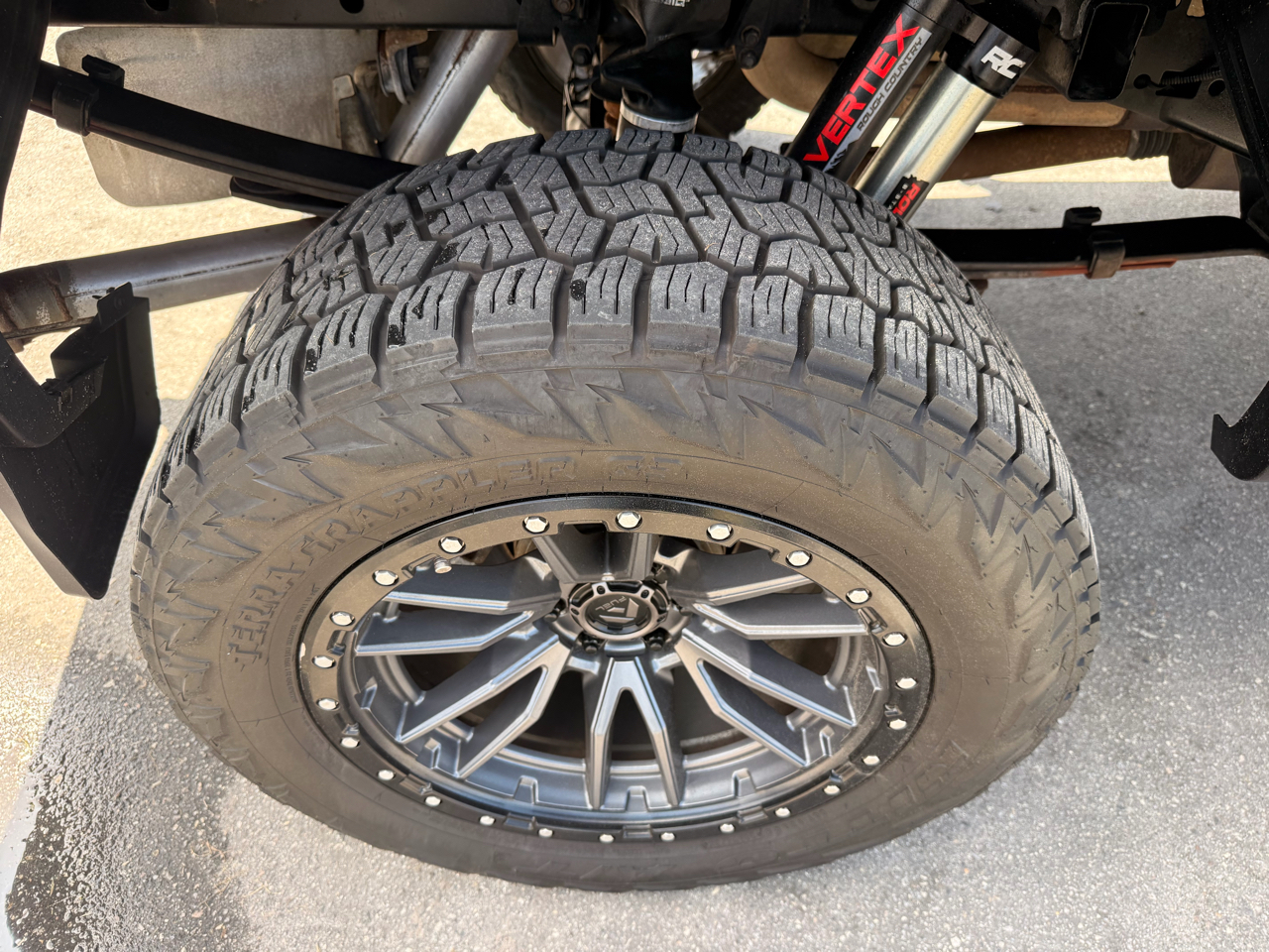 Ford F-150 4WD SuperCrew 157" Lariat w/HD Payload Pkg 2015
