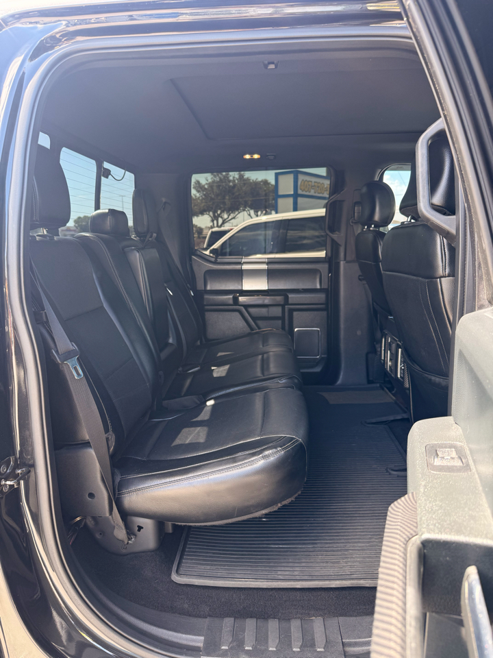 Ford F-150 4WD SuperCrew 157" Lariat w/HD Payload Pkg 2015