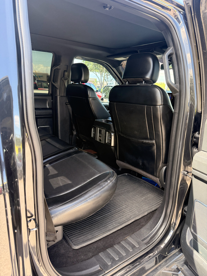 Ford F-150 4WD SuperCrew 157" Lariat w/HD Payload Pkg 2015
