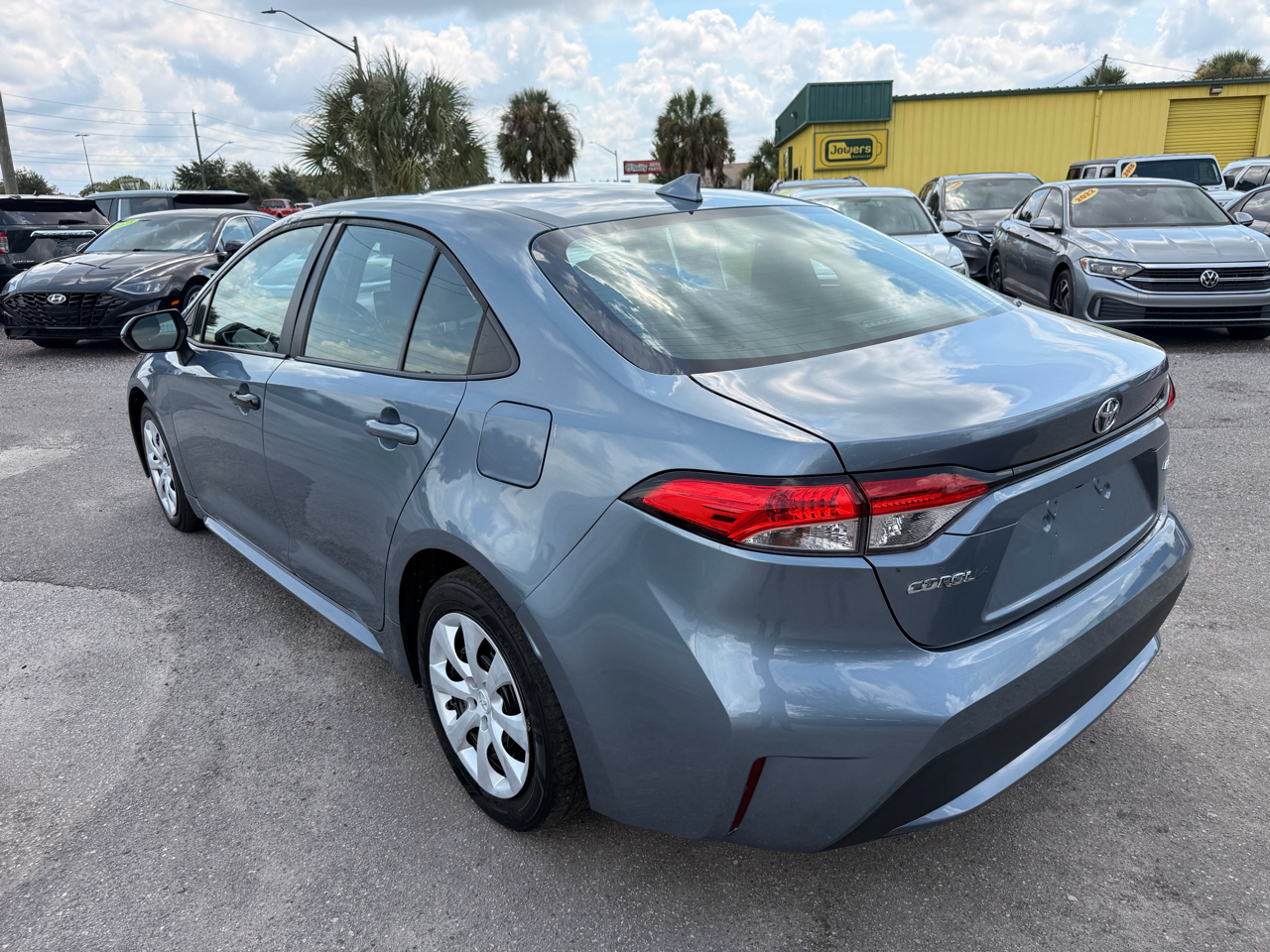 Toyota Corolla LE CVT (Natl) 2021