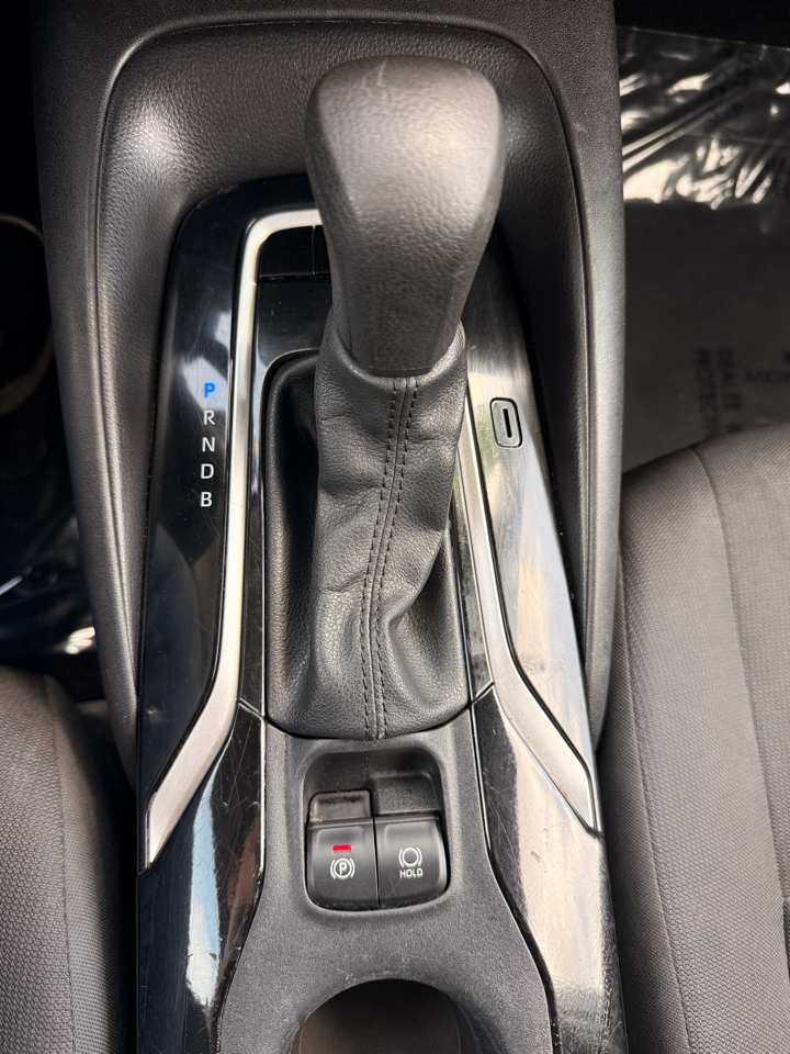 Toyota Corolla LE CVT (Natl) 2021