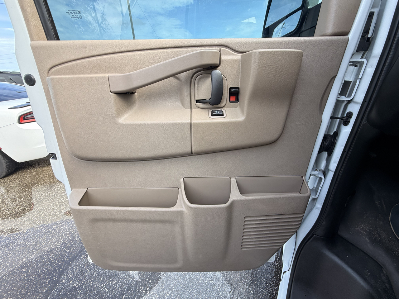 Chevrolet Express Cargo Van RWD 2500 135" 2020