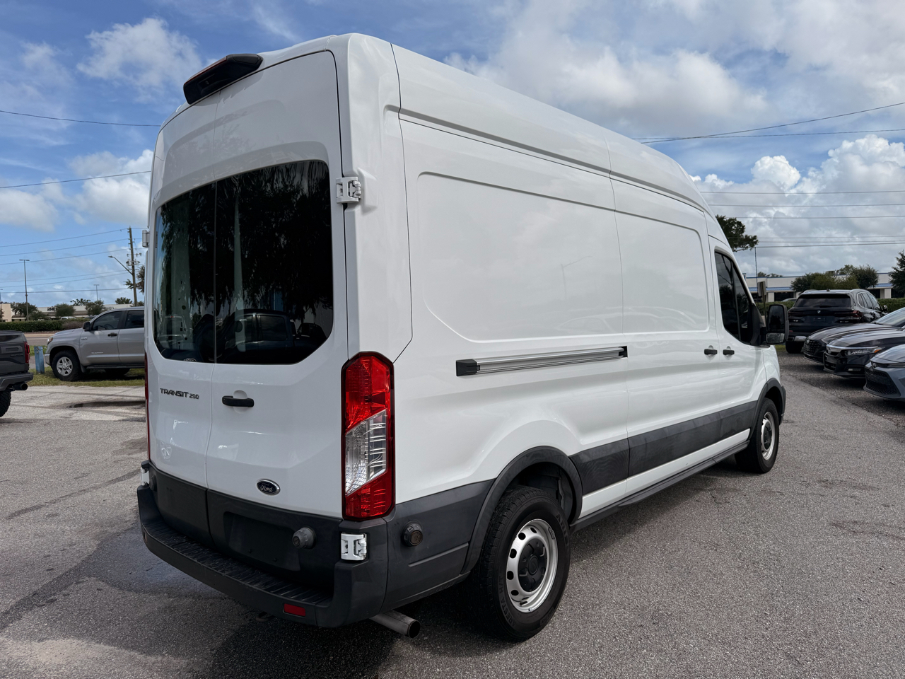 Ford Transit Cargo Van T-250 148" Hi Rf 9070 GVWR RWD 2020