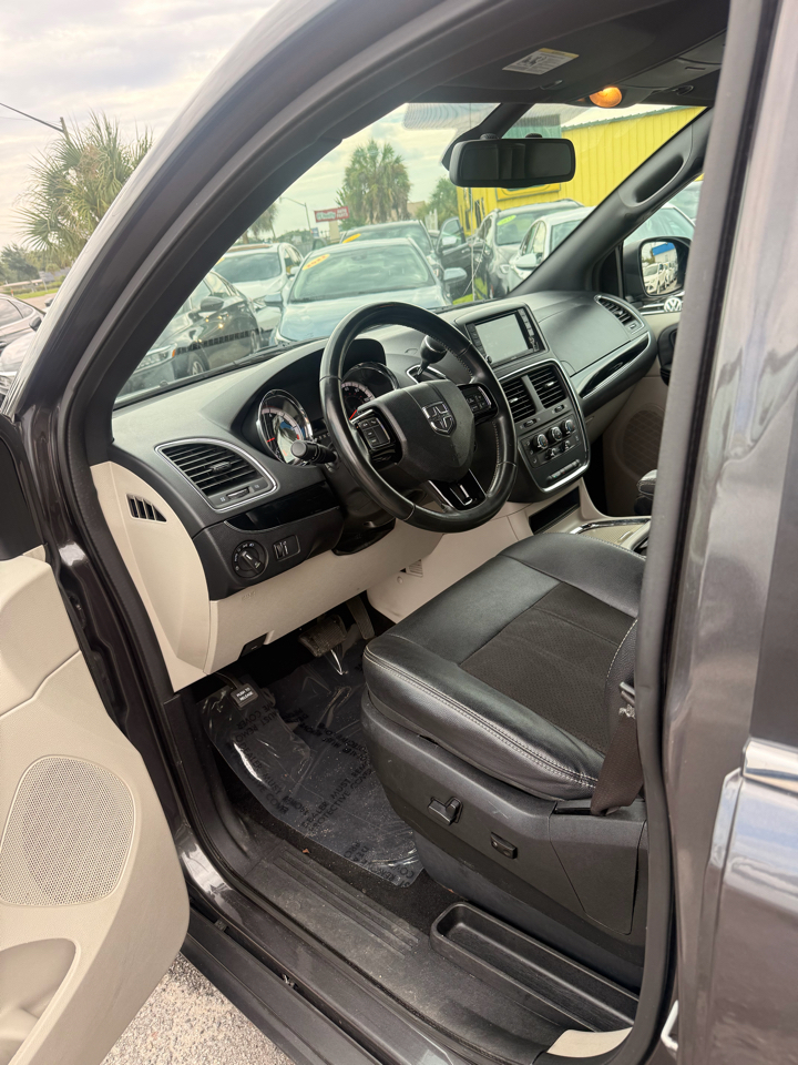 Dodge Grand Caravan SXT Wagon 2019