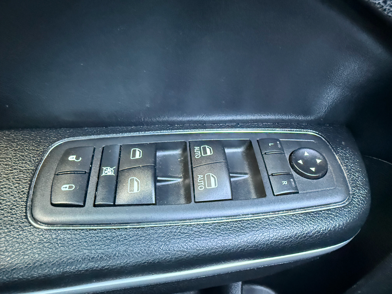 Dodge Charger SXT RWD 2019
