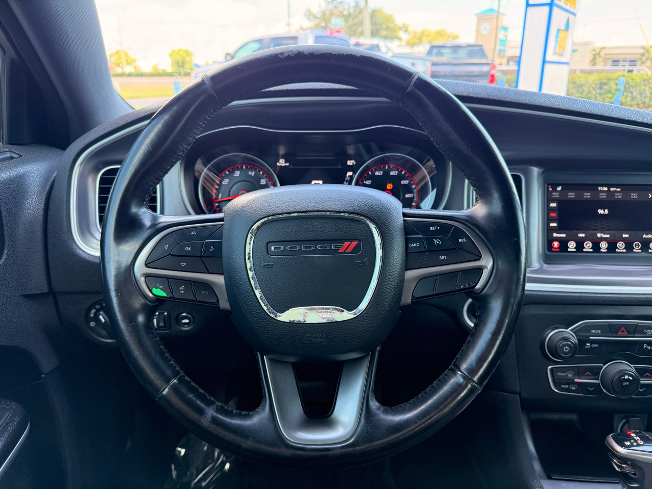 Dodge Charger SXT RWD 2019