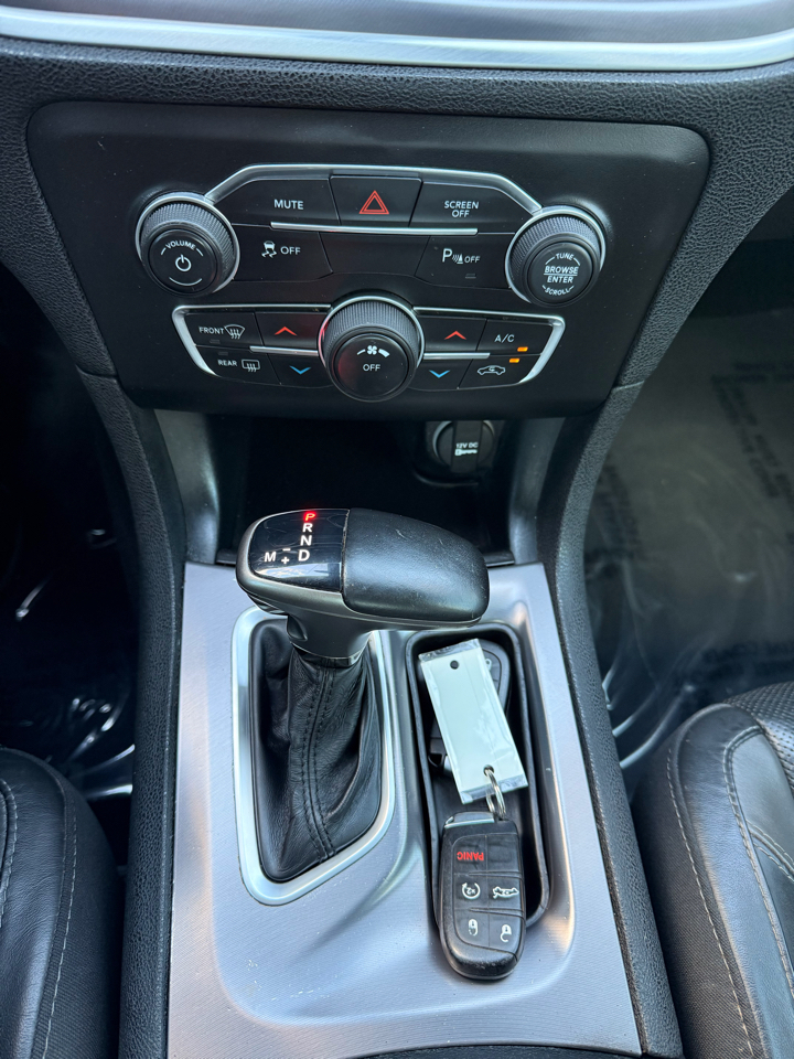 Dodge Charger SXT RWD 2019