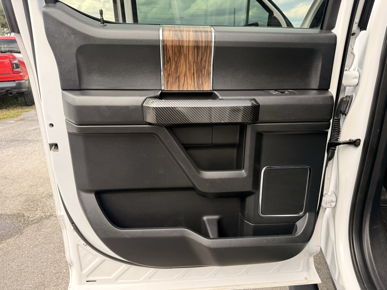 Ford F-150 Lariat 4WD SuperCrew 5.5' Box 2019
