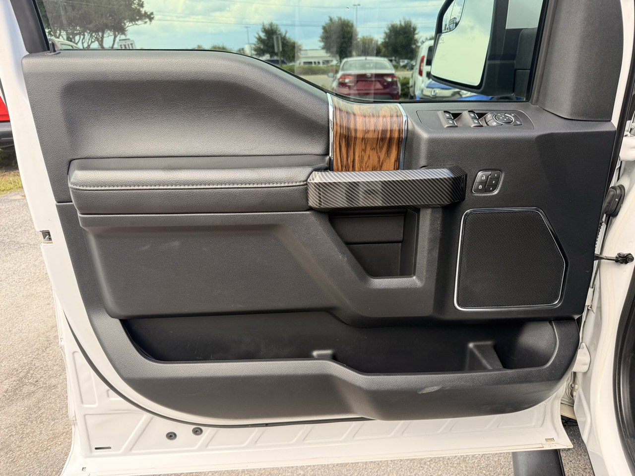 Ford F-150 Lariat 4WD SuperCrew 5.5' Box 2019