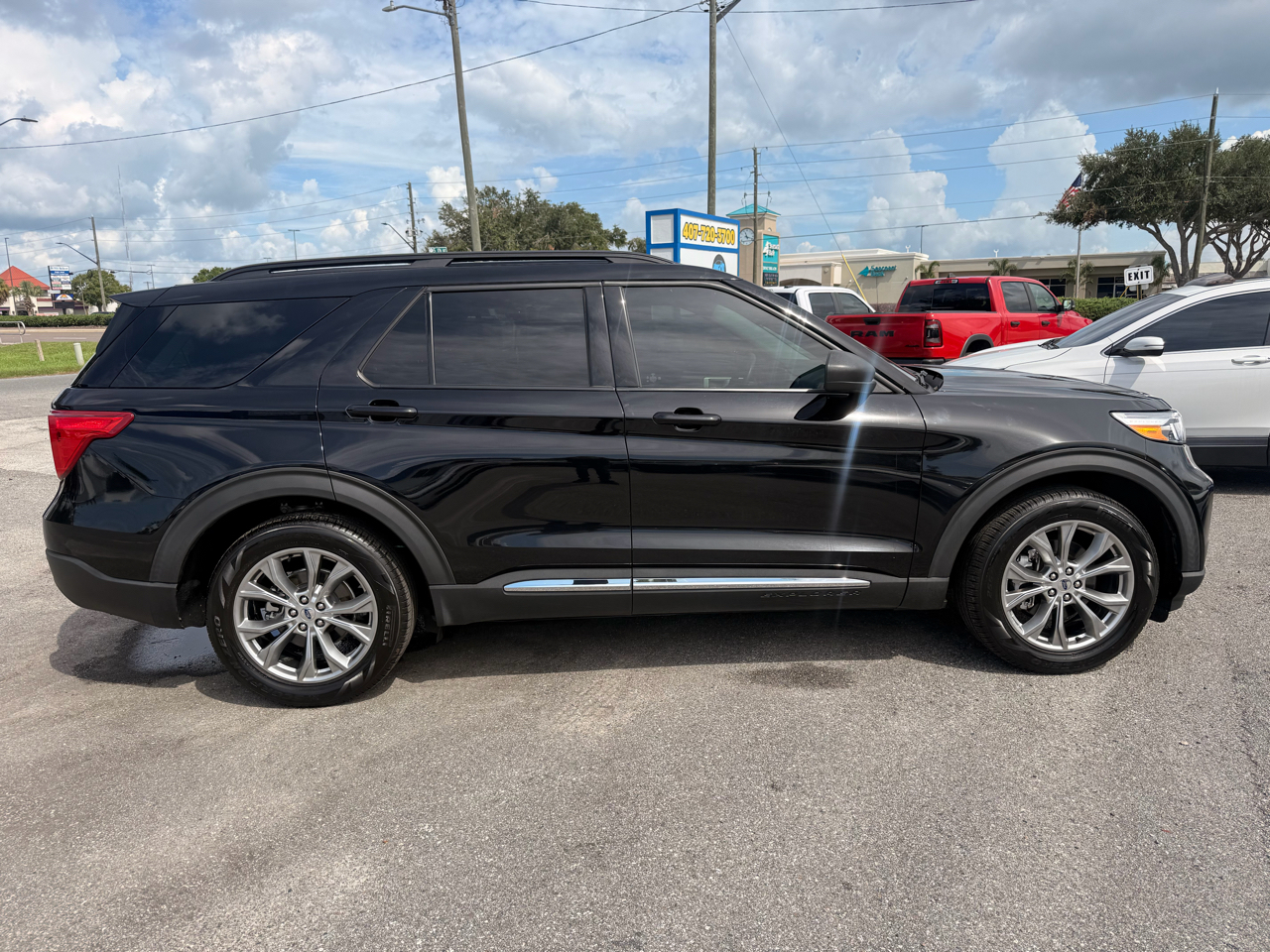 Ford Explorer XLT RWD 2022
