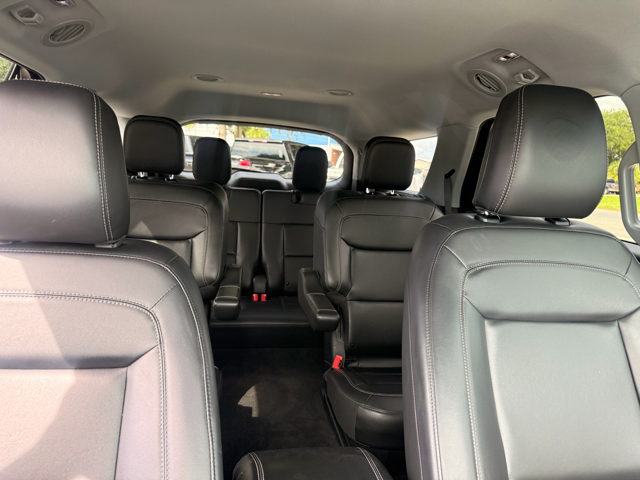 Ford Explorer XLT RWD 2022
