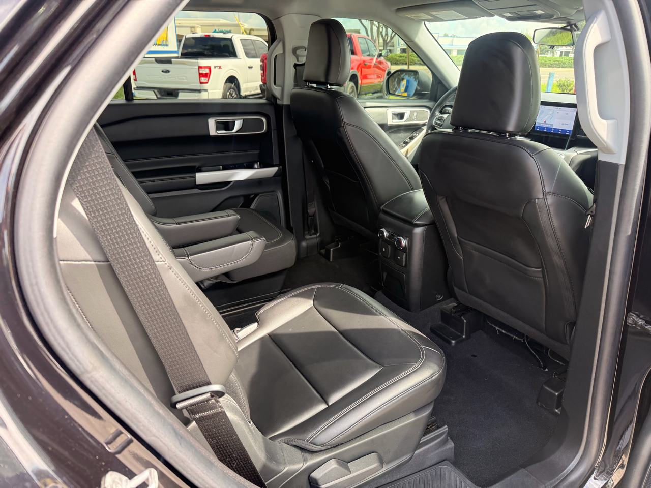 Ford Explorer XLT RWD 2022